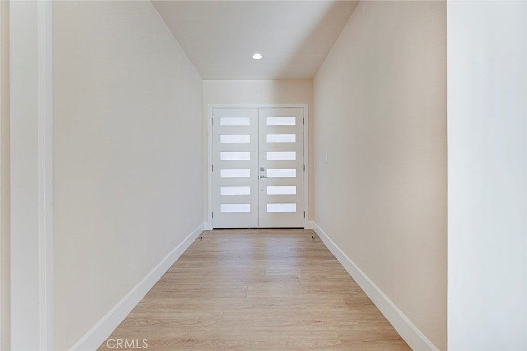 11542 Encino Ave - Photo 5 of 50