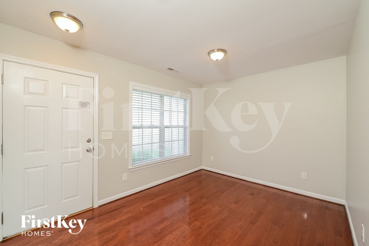 6072 Birkdale Dr - Photo 2 of 16