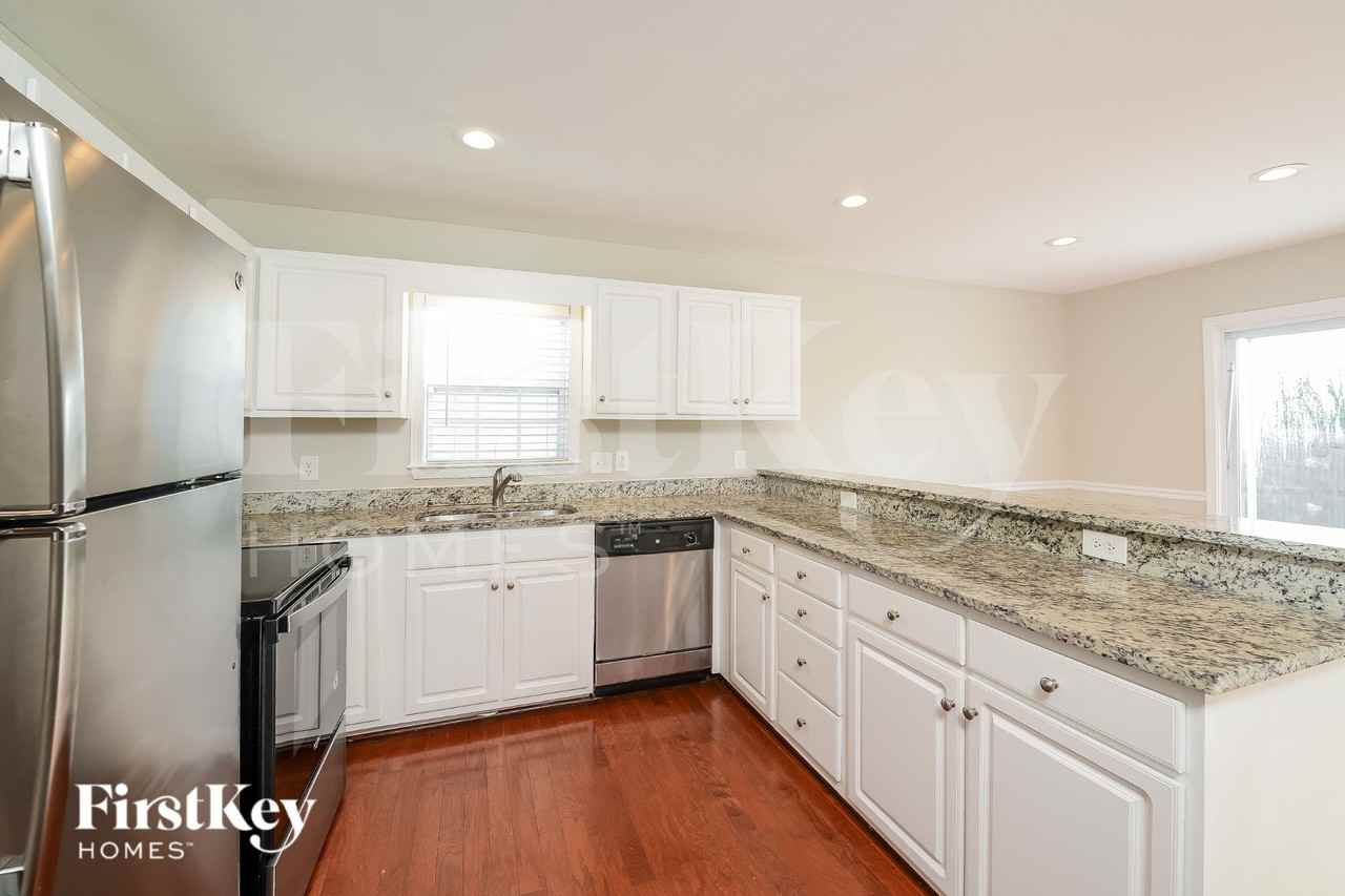 6072 Birkdale Dr - Photo 3 of 16