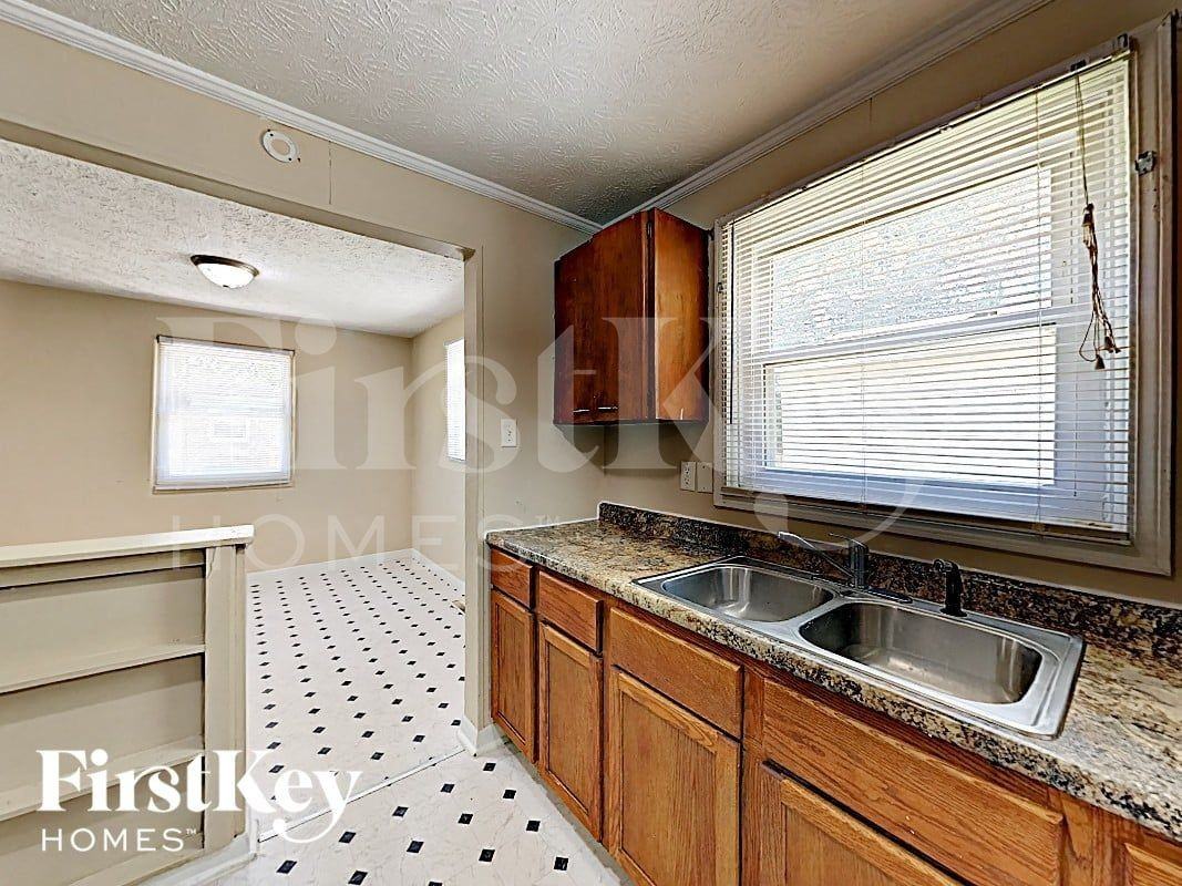 4217 N Ritter Ave - Photo 5 of 16