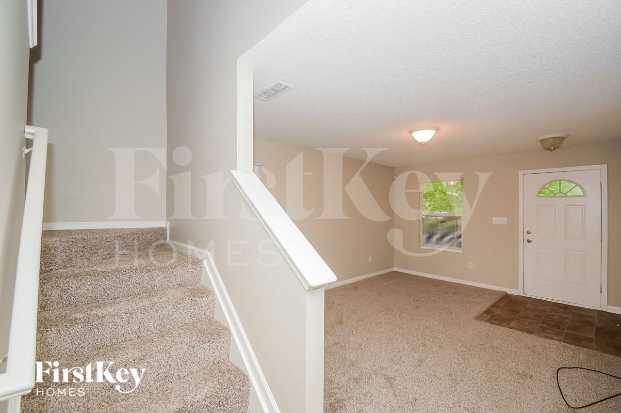10444 Apple Creek Way - Photo 2 of 16