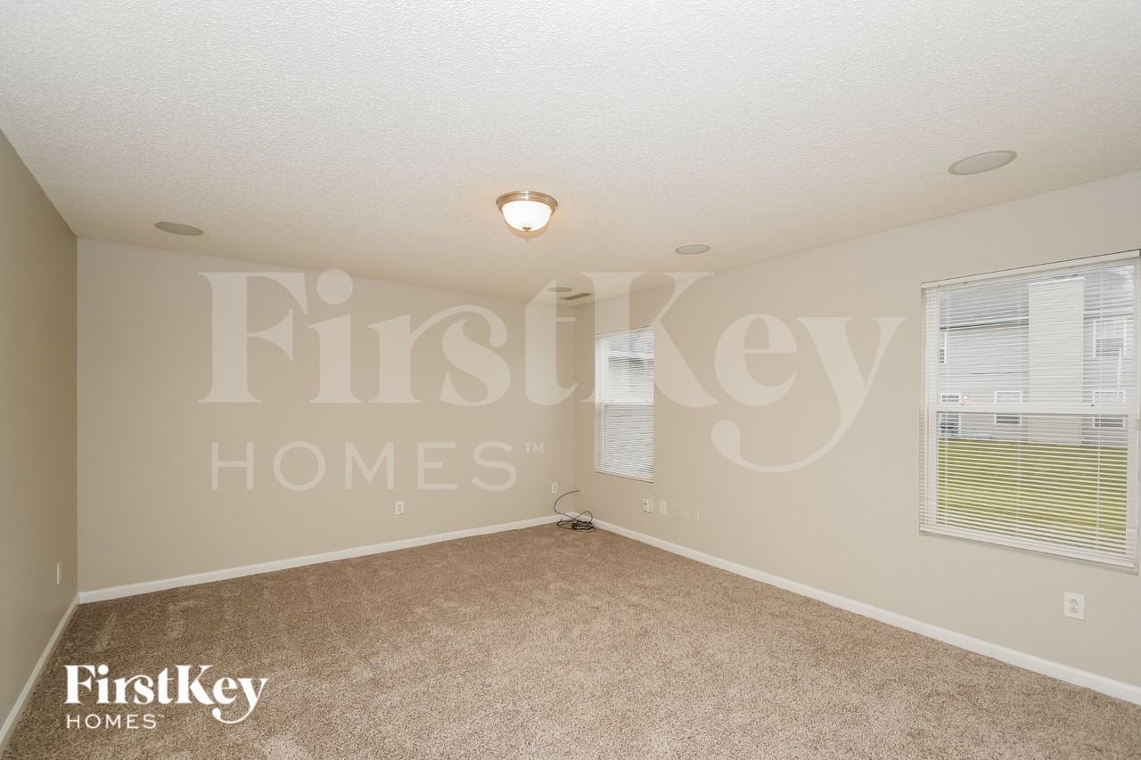 10444 Apple Creek Way - Photo 3 of 16