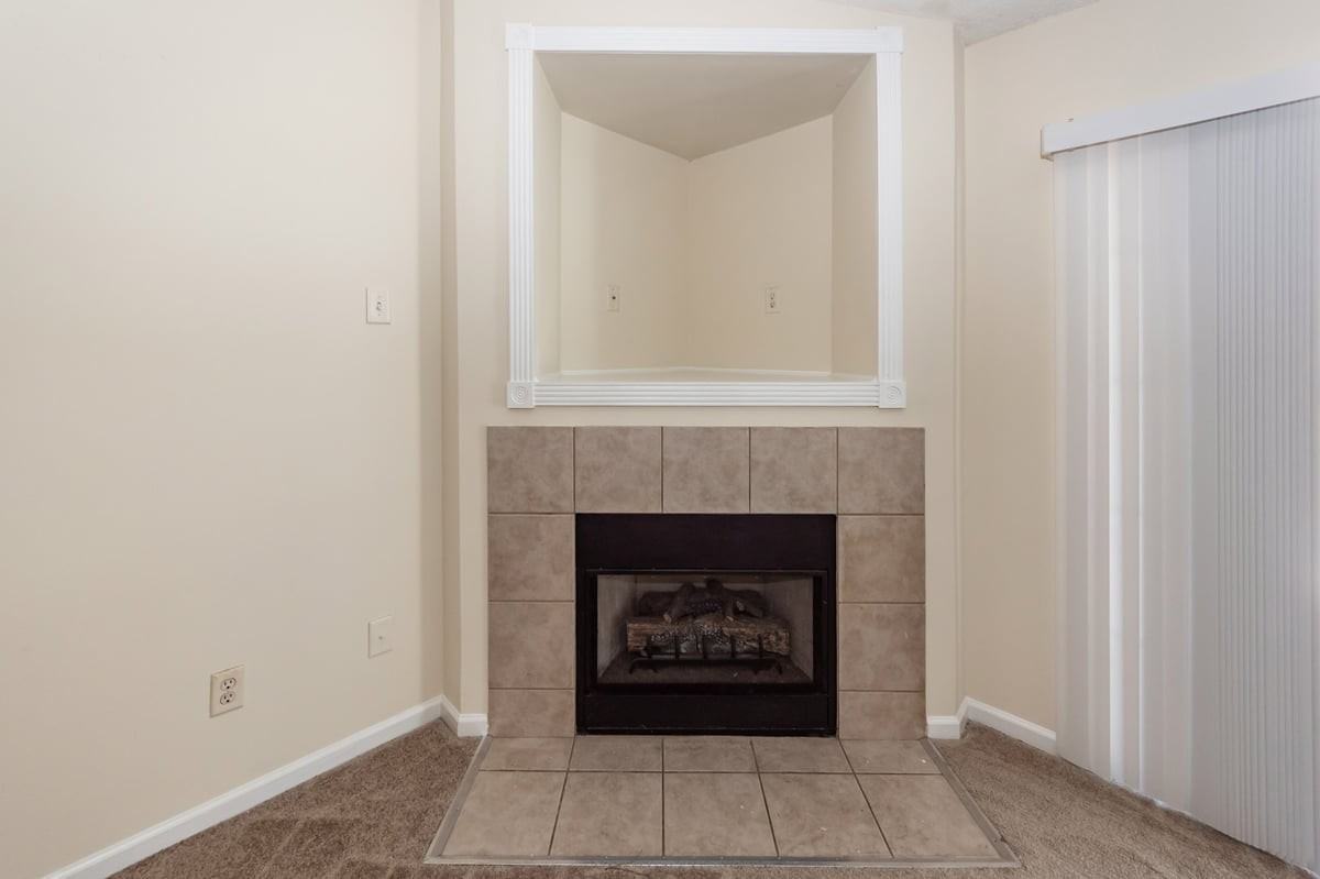 1621 Dexter Ln - Photo 6 of 49