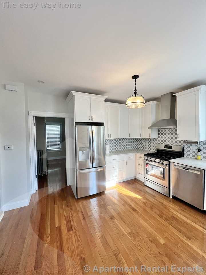 11 Leyden St #1 - Photo 3 of 15