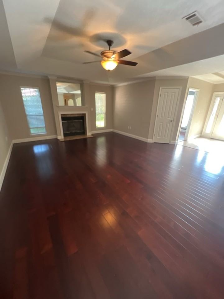 53 Hillcrest Dr - Photo 4 of 11