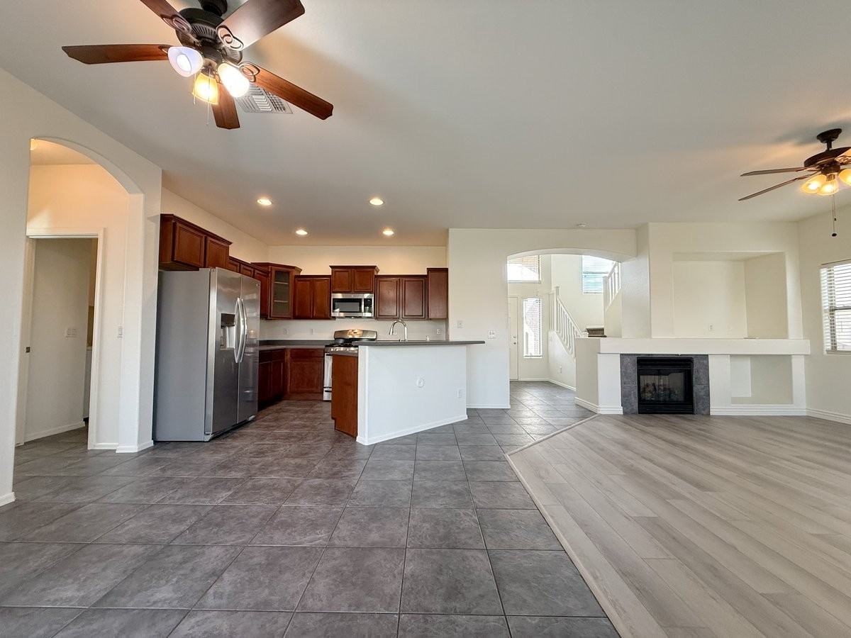 13937 N 146th Ln - Photo 2 of 49