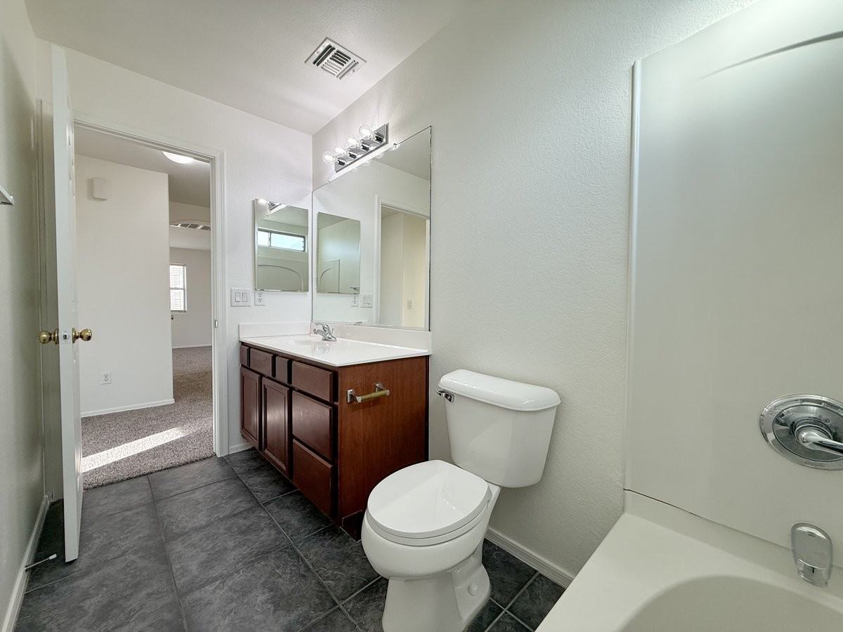 13937 N 146th Ln - Photo 4 of 49