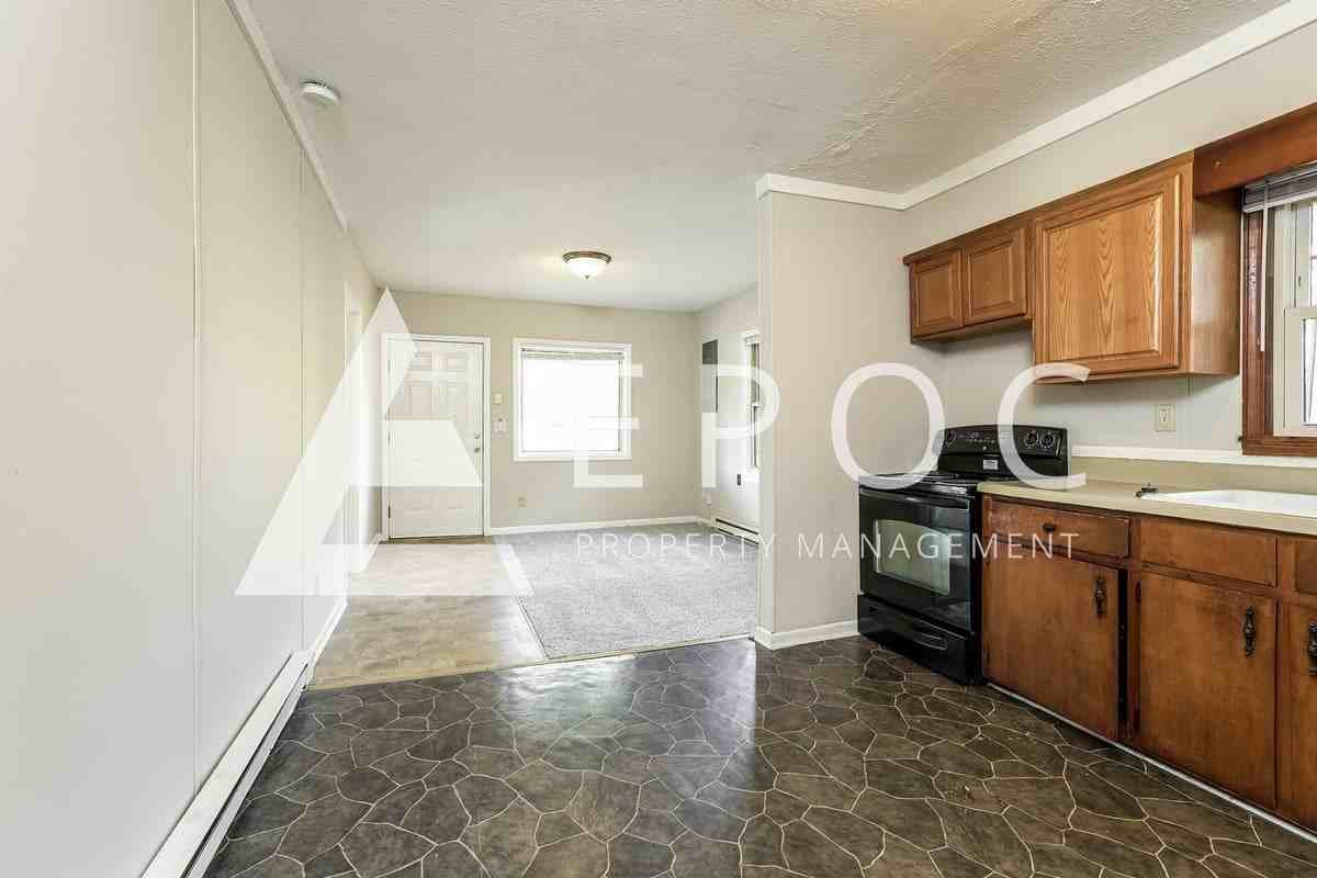 2605 Ansonia St - Photo 5 of 15