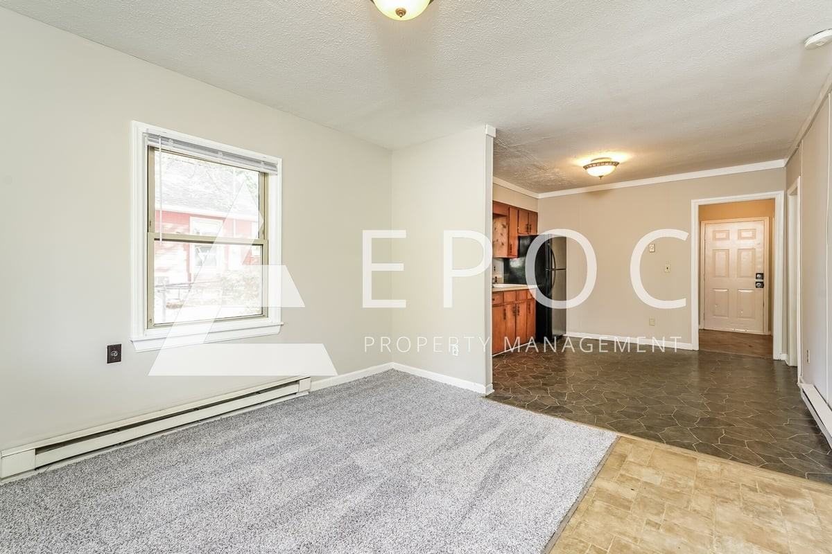 2605 Ansonia St - Photo 7 of 15