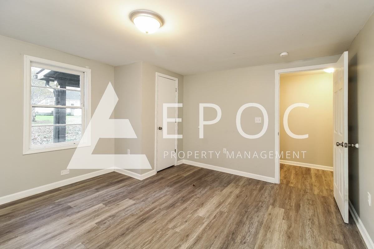 7629 Brisbane Dr - Photo 6 of 16