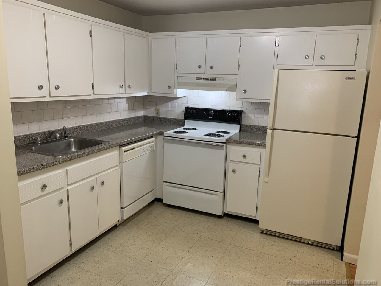 740 Central St #H9 - Photo 3 of 13