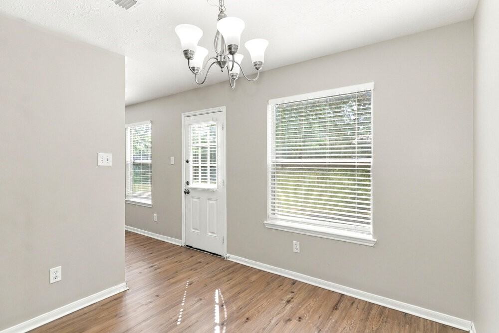 31107 Perlican Dr - Photo 6 of 17