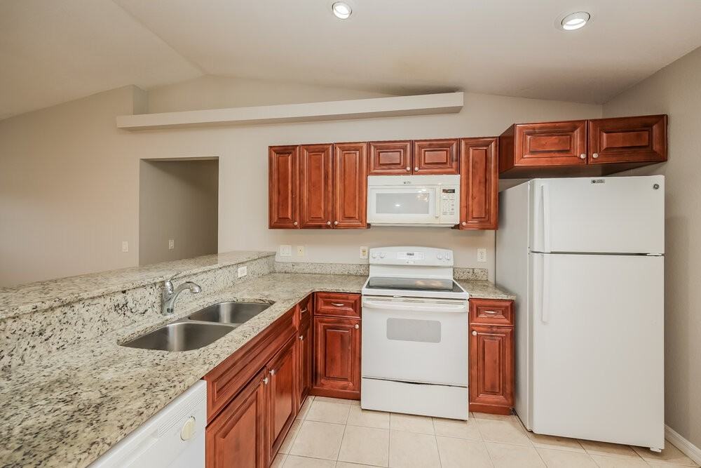 2810 39th St Sw - Photo 7 of 20