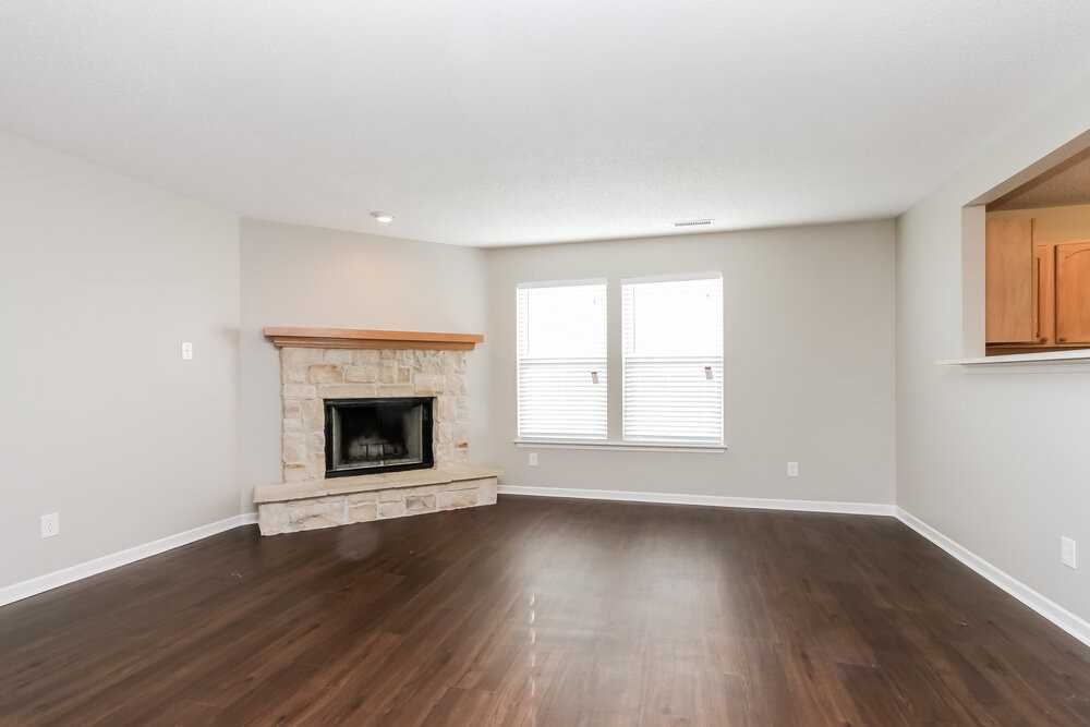 3404 Summer Breeze Cir - Photo 2 of 19