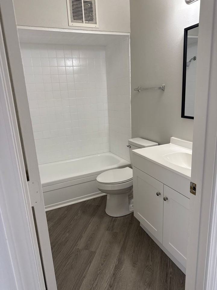 Riverview Apartments of Mt.Vernon - Photo 6 of 17