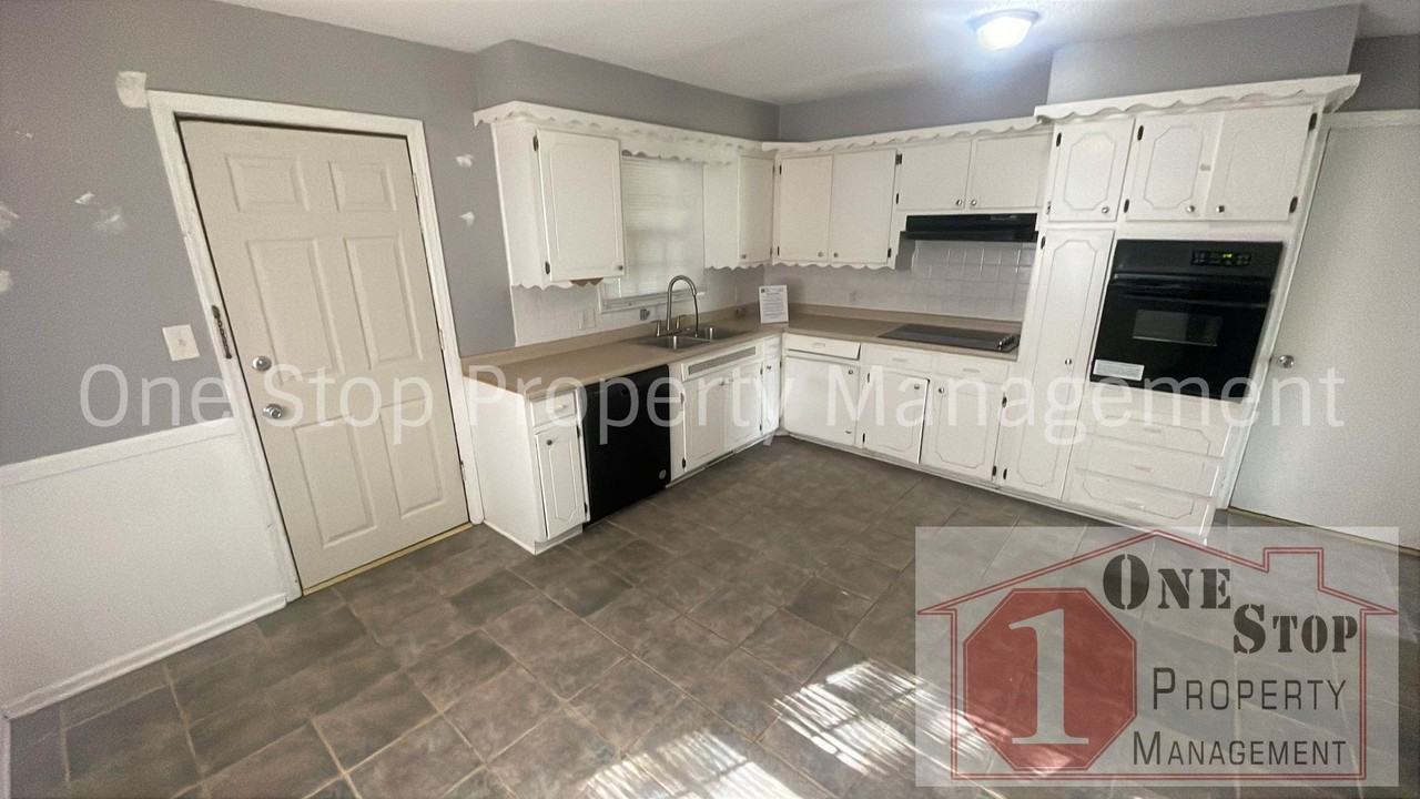 5504 Harris Ave - Photo 6 of 20