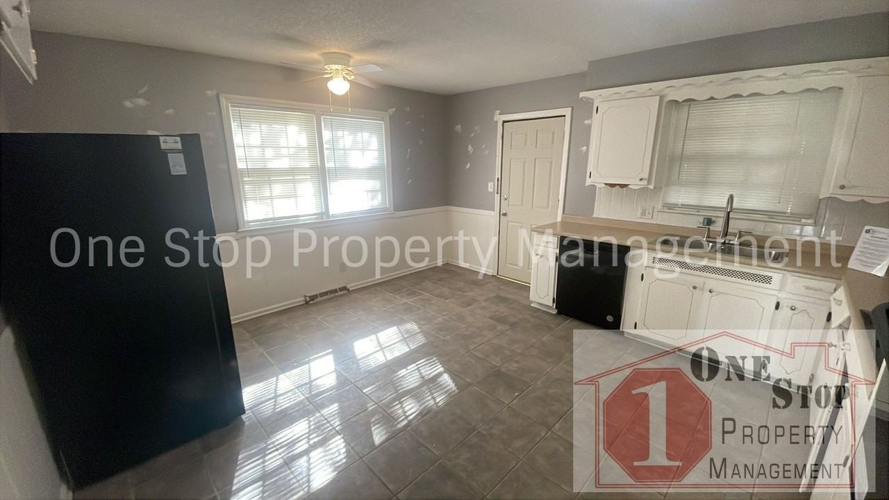 5504 Harris Ave - Photo 7 of 20