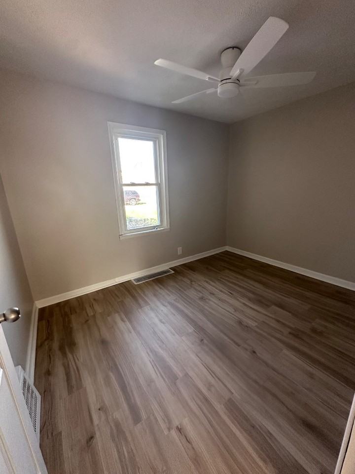 4419 Lincoln Ave #4417 - Photo 4 of 7