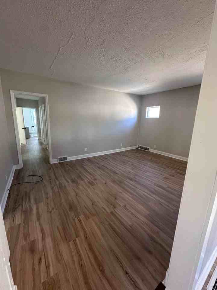 4419 Lincoln Ave #4419 - Photo 3 of 11