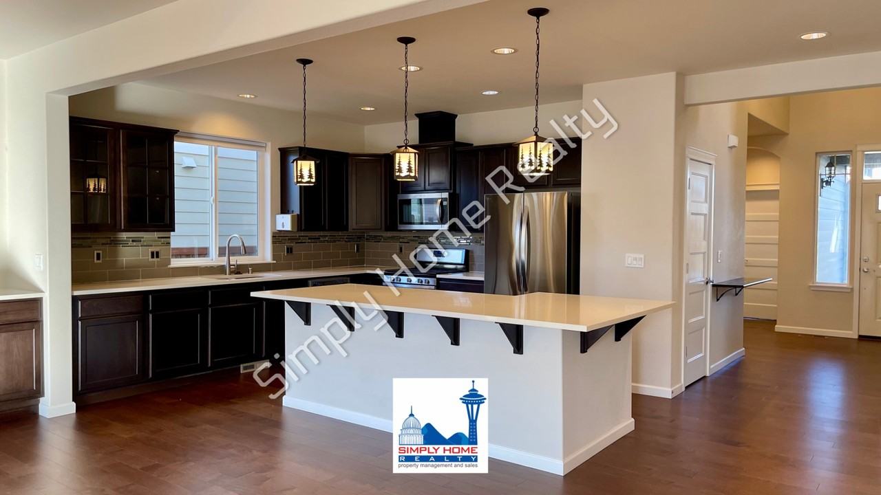 9639 6th Way Se - Photo 4 of 36