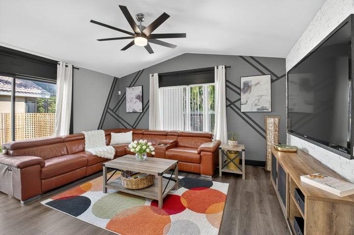 3527 Stratton Lane - Photo 5 of 13