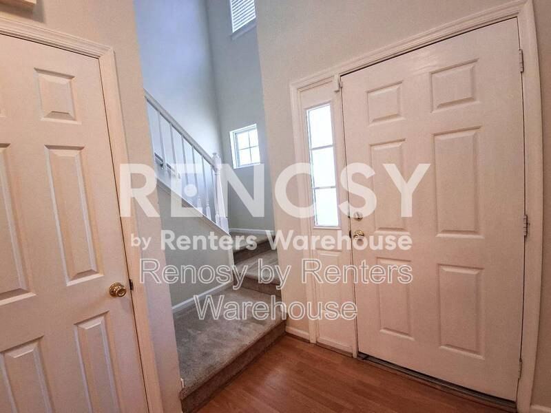 3719 Bay Cres - Photo 4 of 34