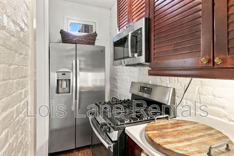 22 Wentworth St - Photo 5 of 33