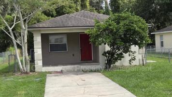 featured image of 220 S Eastside Dr