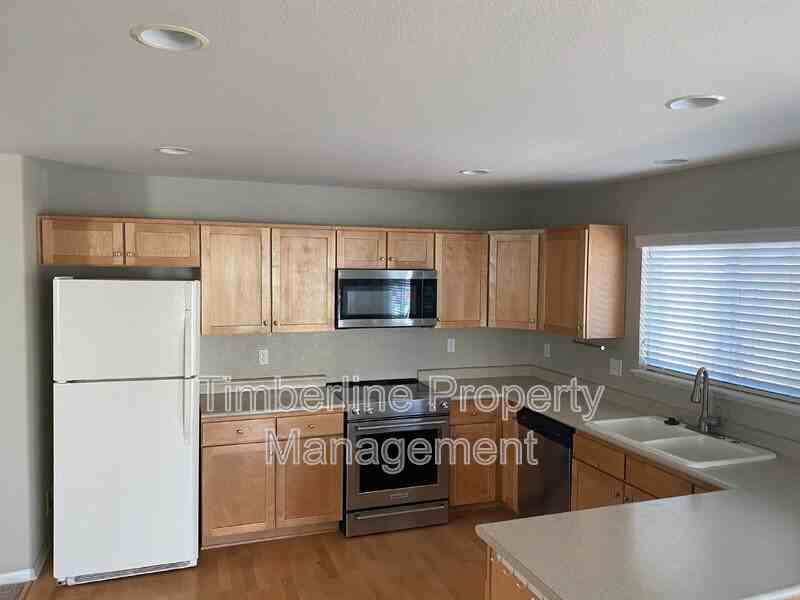 17648 Quarry Way - Photo 5 of 28