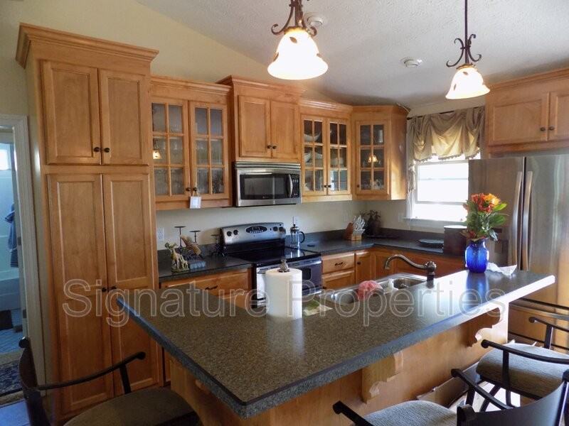 7380 Graves Landing Rd - Photo 4 of 17