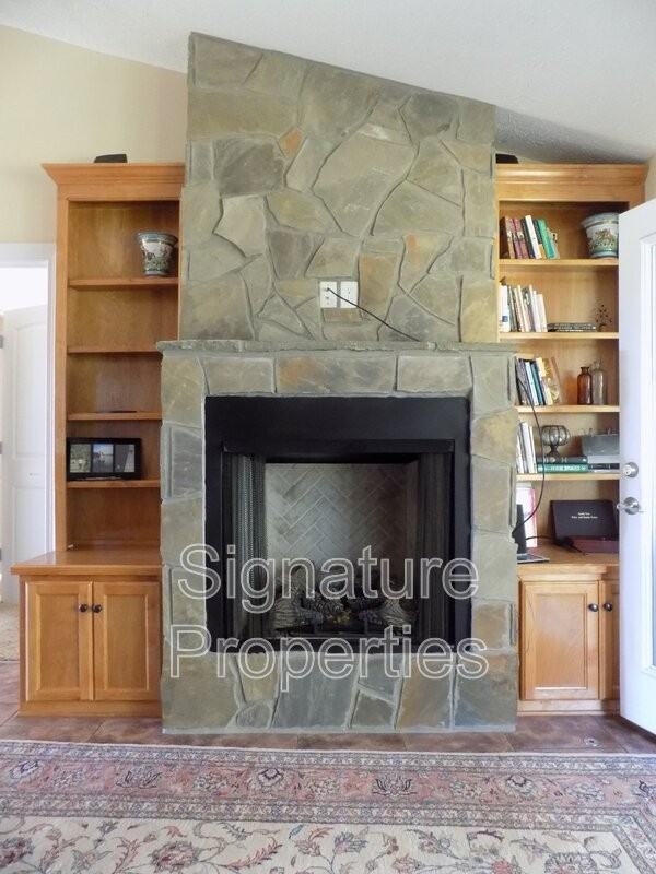 7380 Graves Landing Rd - Photo 5 of 17
