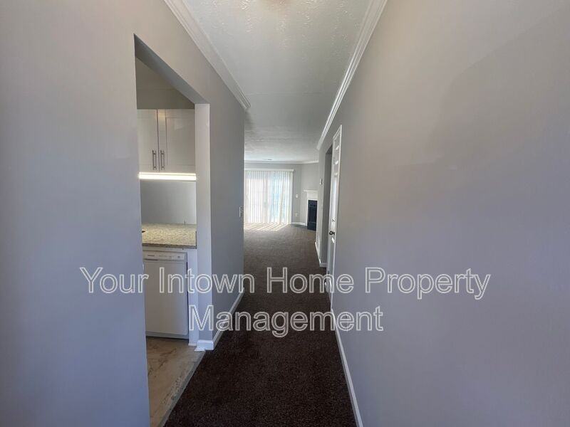 6471 Bedford Ln - Photo 2 of 15