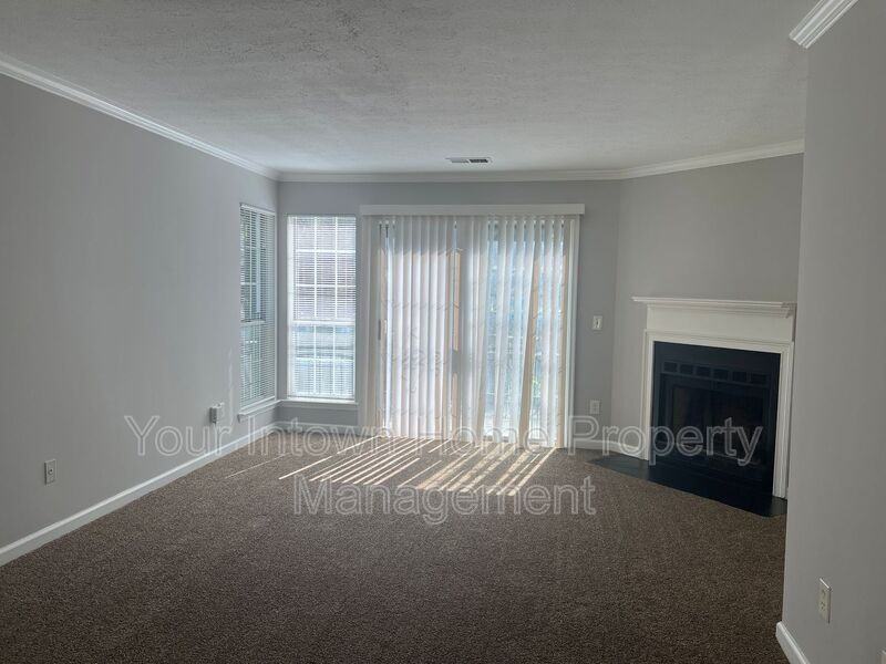 6471 Bedford Ln - Photo 5 of 15