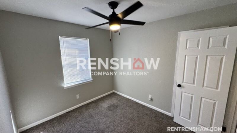 4175 Warbonnet St - Photo 6 of 13