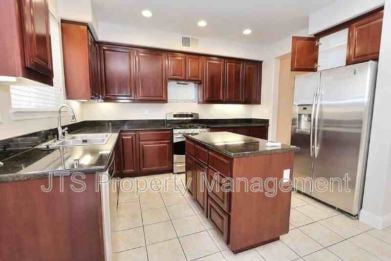 5424 Washoe St - Photo 2 of 50