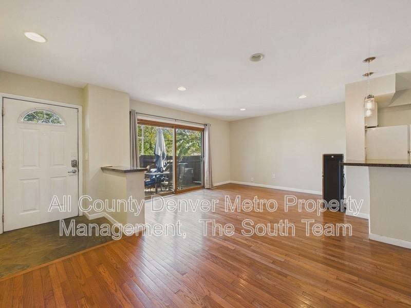 2818 Eaton St - Photo 2 of 19