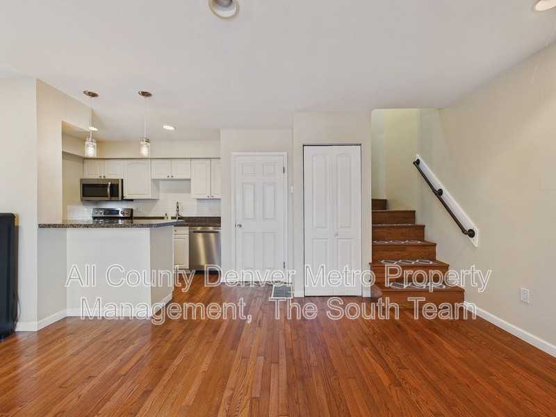 2818 Eaton St - Photo 4 of 19