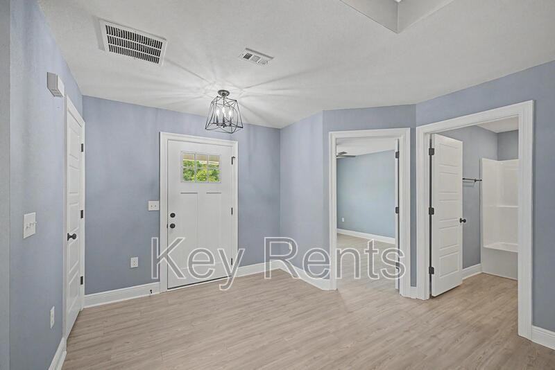 10427 Tanton Rd - Photo 3 of 30