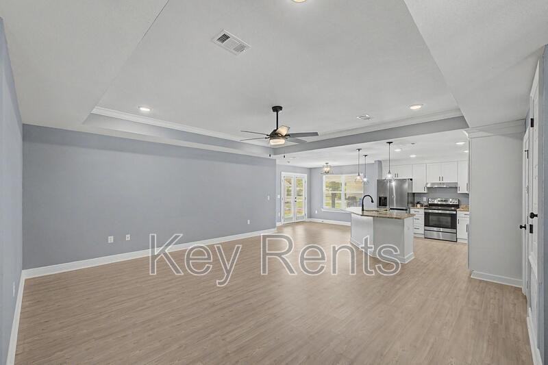 10427 Tanton Rd - Photo 5 of 30