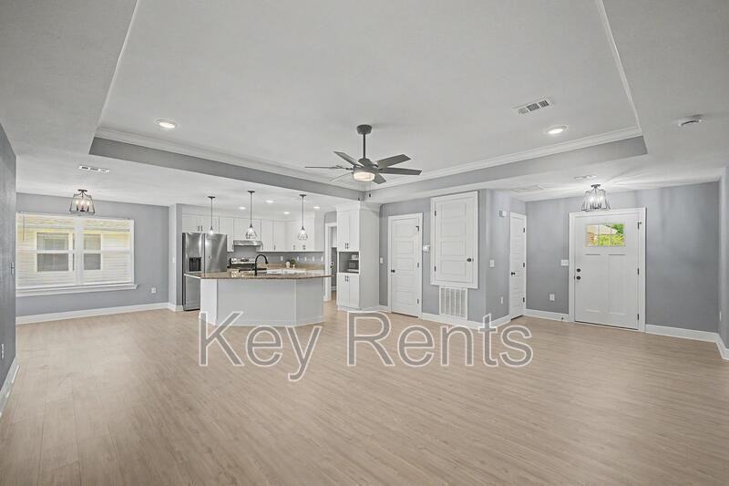 10427 Tanton Rd - Photo 6 of 30