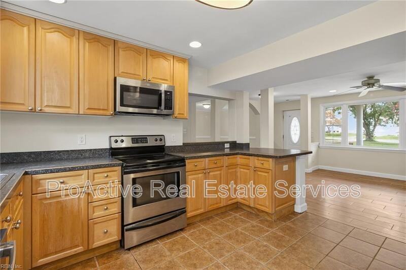 3110 Norway Pl - Photo 2 of 38