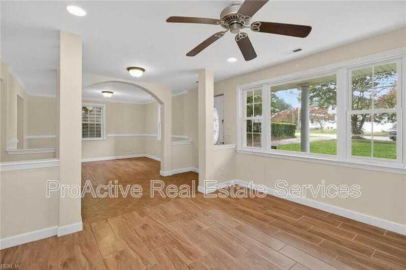 3110 Norway Pl - Photo 7 of 38
