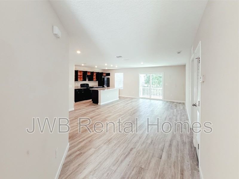 5443 Wabash Blvd - Photo 4 of 28