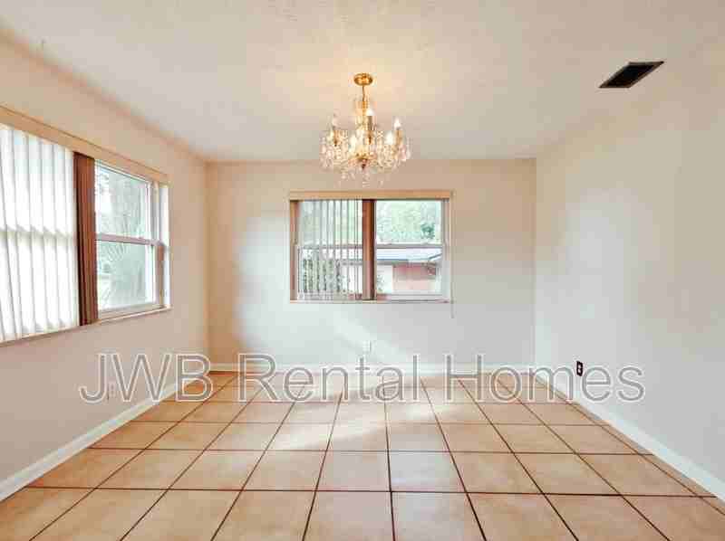 3156 Green Arbor Pl - Photo 4 of 14