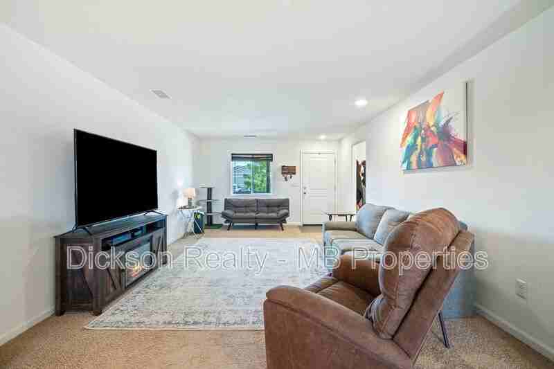 635 Fallon Station Rd - Photo 6 of 30