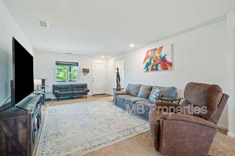 635 Fallon Station Rd - Photo 7 of 30
