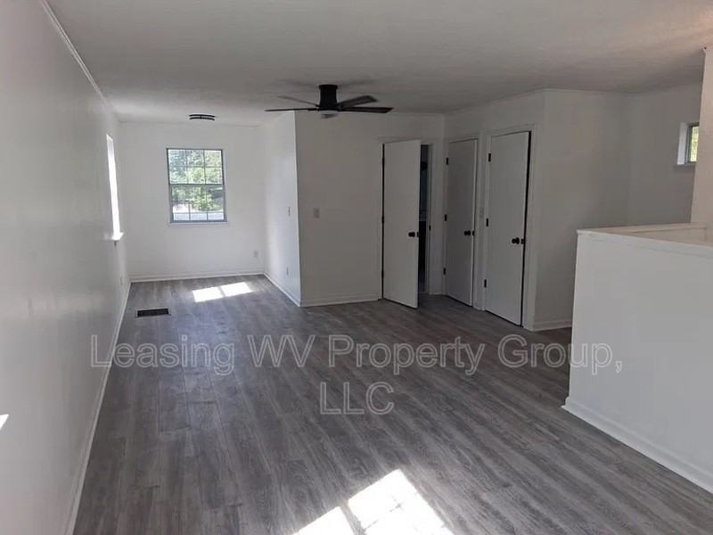 218 Baker Rd - Photo 6 of 11