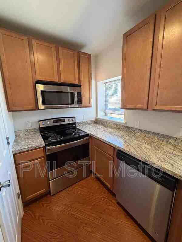 7300 Dartmouth Ave ## 2e - Photo 4 of 6