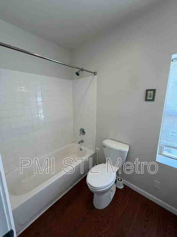 7300 Dartmouth Ave ## 2e - Photo 6 of 6