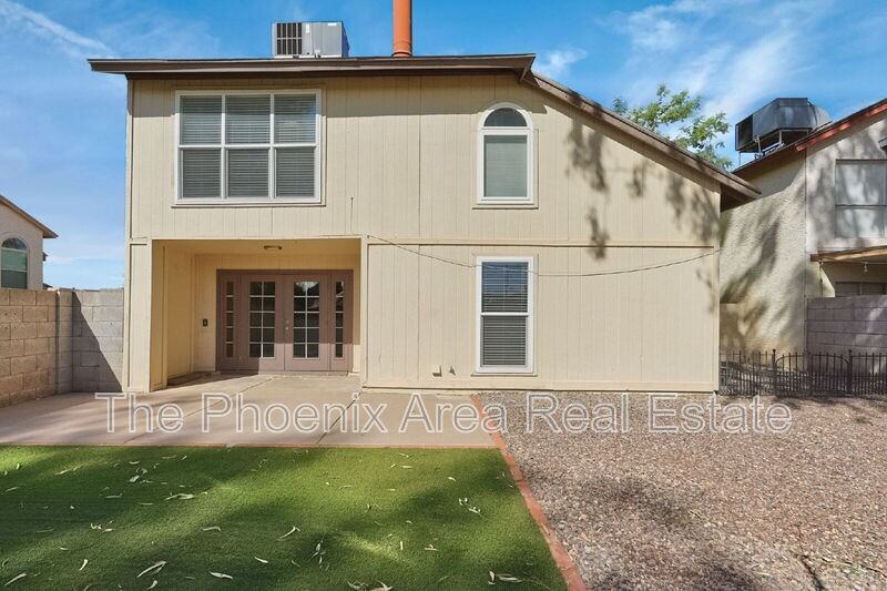 1115 W Estrella Dr - Photo 2 of 41